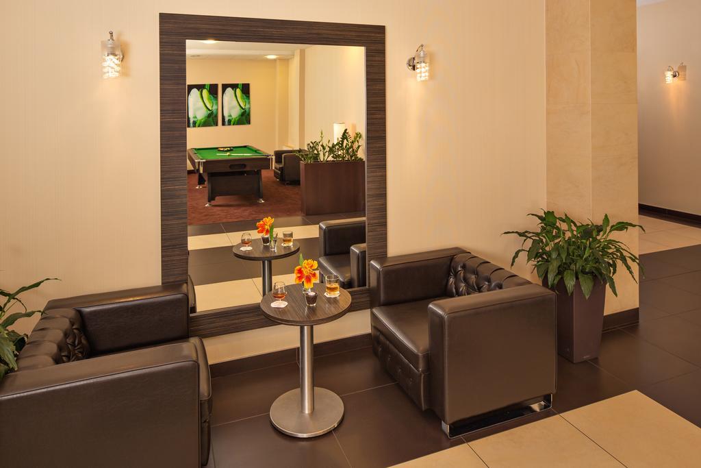 Z-Hotel Business & Spa Otwock Esterno foto
