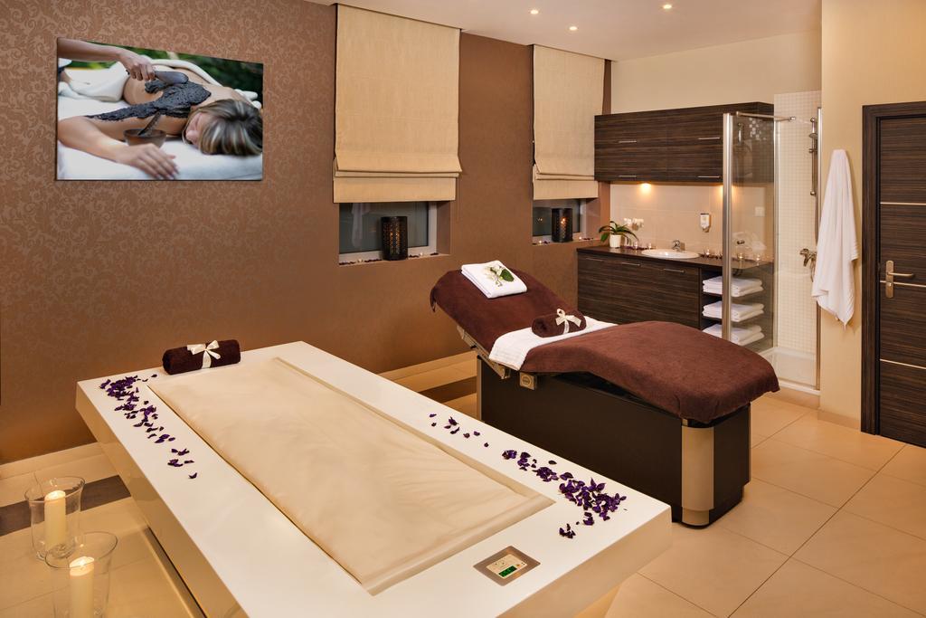 Z-Hotel Business & Spa Otwock Esterno foto