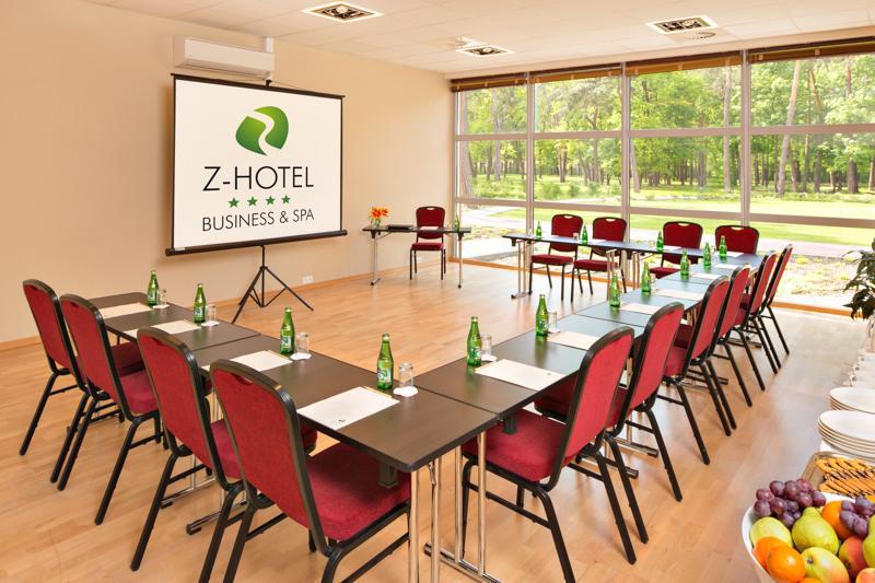 Z-Hotel Business & Spa Otwock Esterno foto