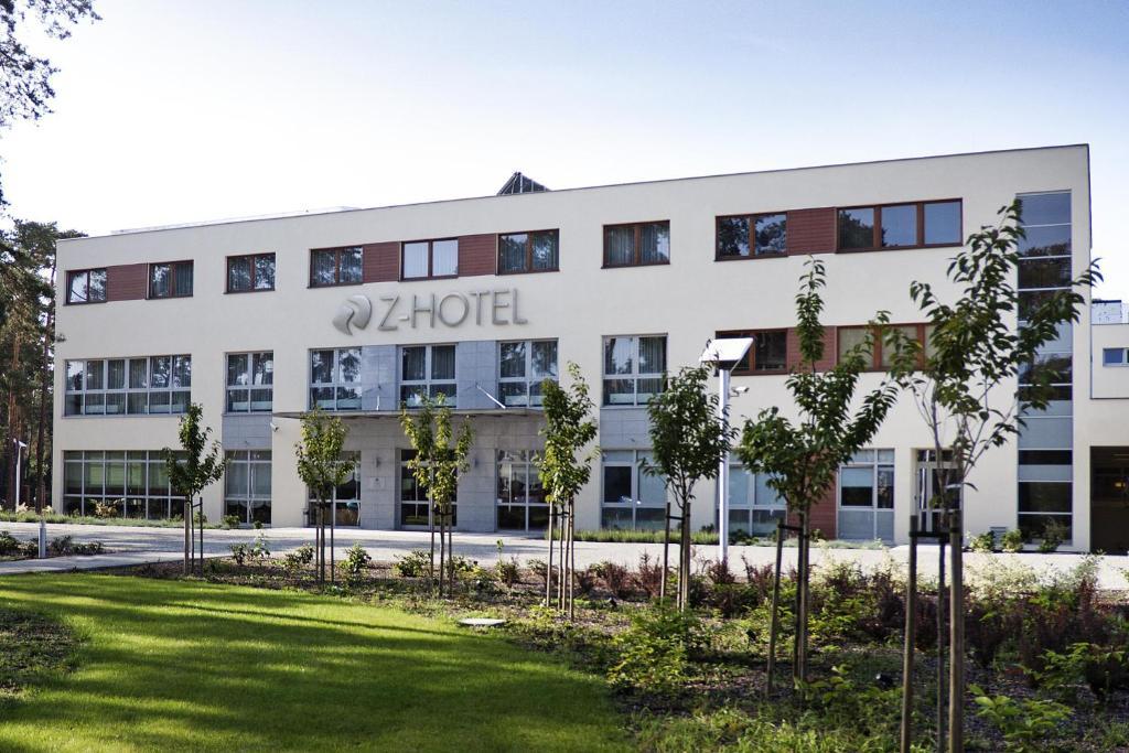 Z-Hotel Business & Spa Otwock Esterno foto