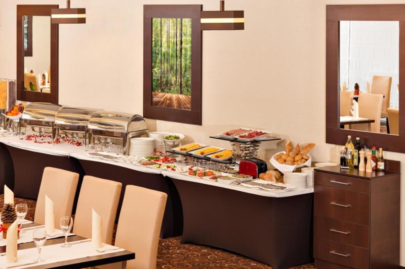 Z-Hotel Business & Spa Otwock Esterno foto