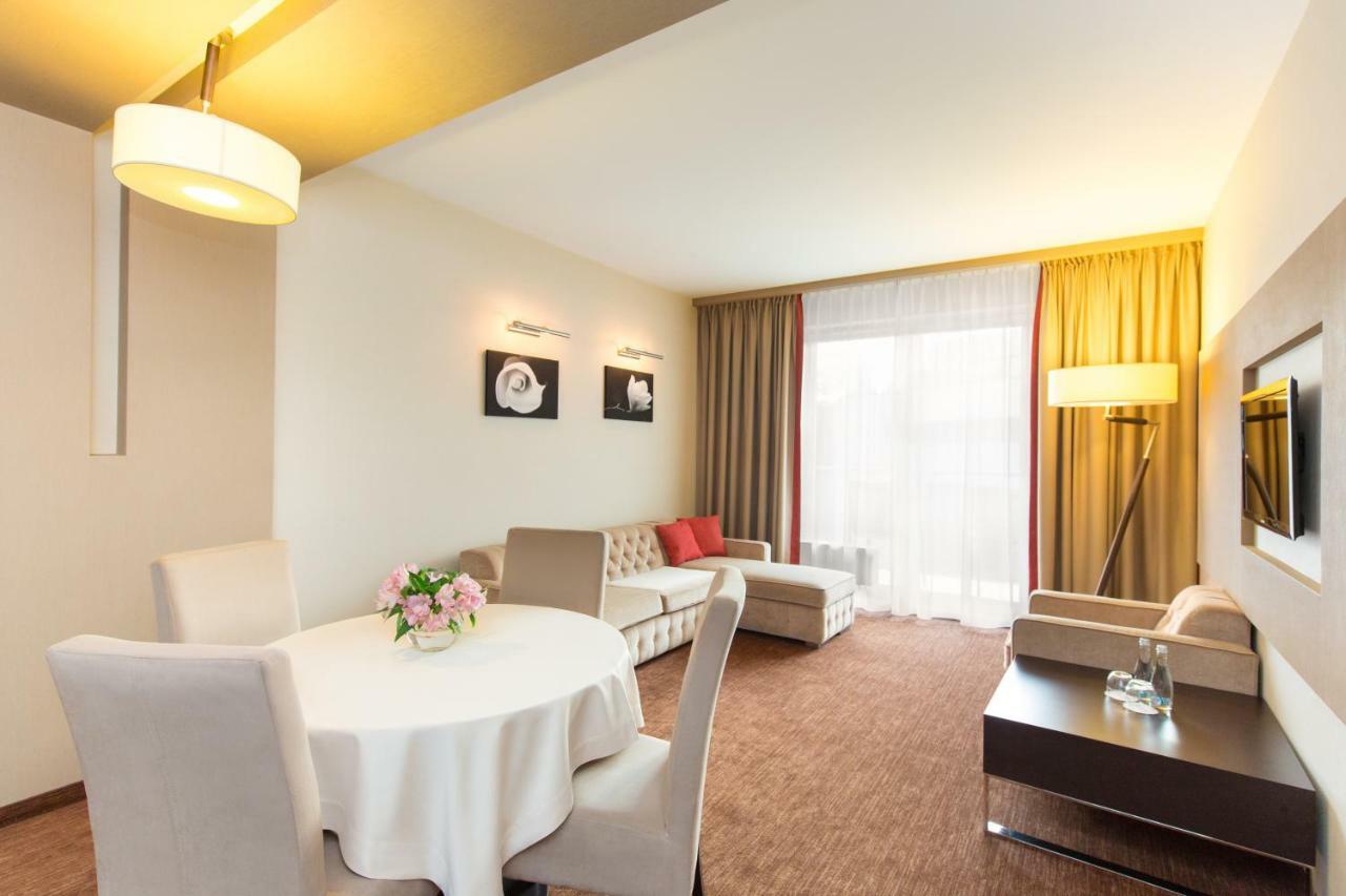 Z-Hotel Business & Spa Otwock Esterno foto